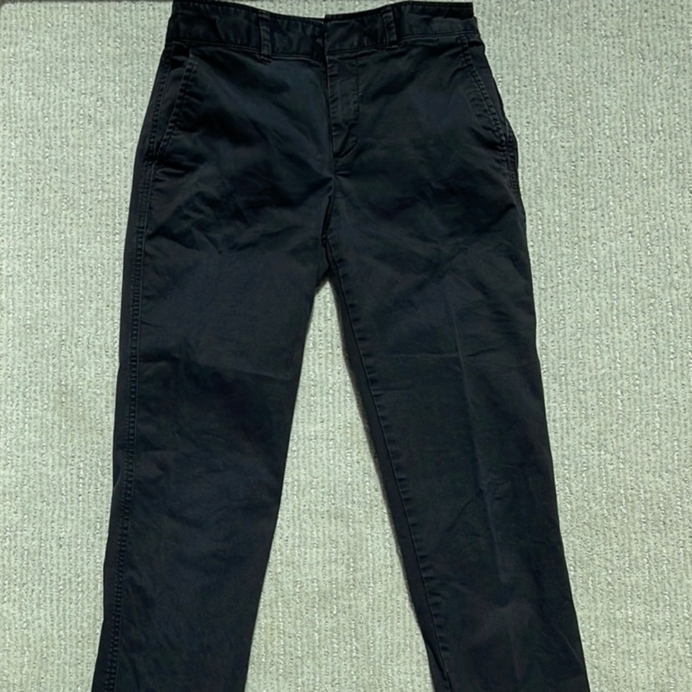 GAP SIZE 0 Sleek Black Chinos with Straight Leg Design